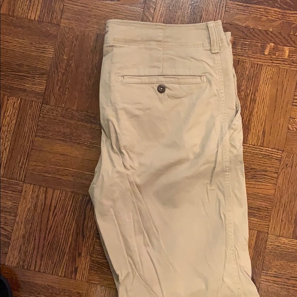 American Eagle Extreme Flex Khakis - Picture 3 of 6